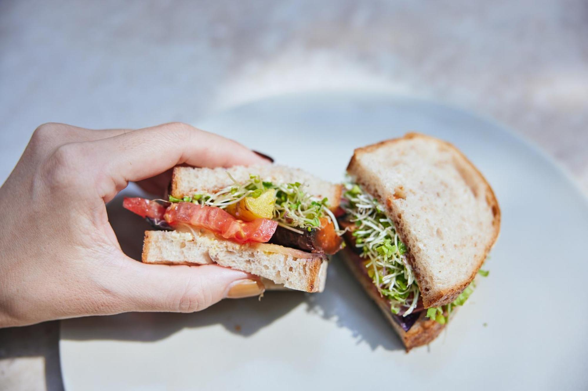 Nohga Hotel Kiyomizu Kyoto Bagian luar foto A sprout sandwich