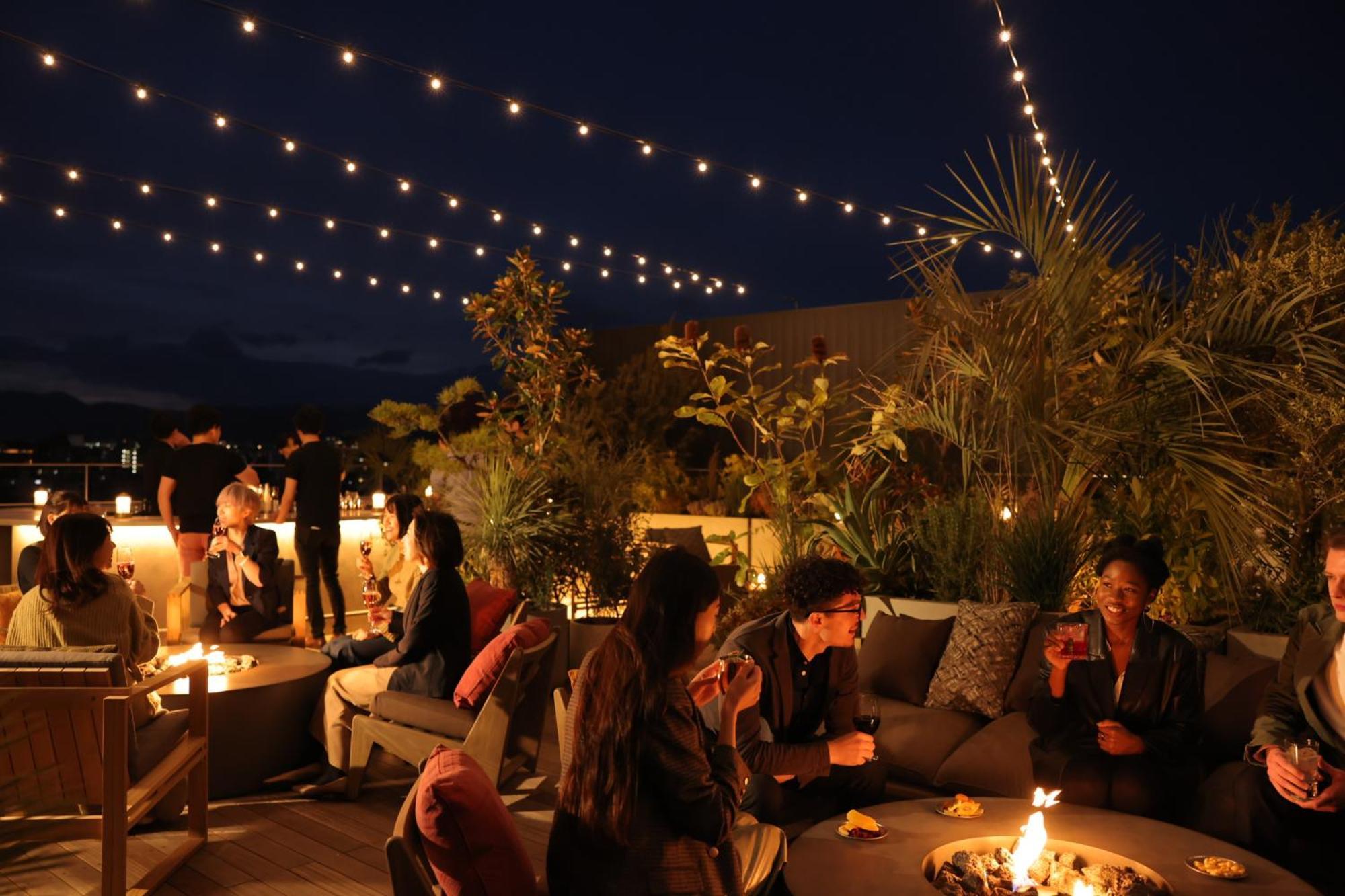 Nohga Hotel Kiyomizu Kyoto Bagian luar foto The Standard Hollywood's rooftop at night